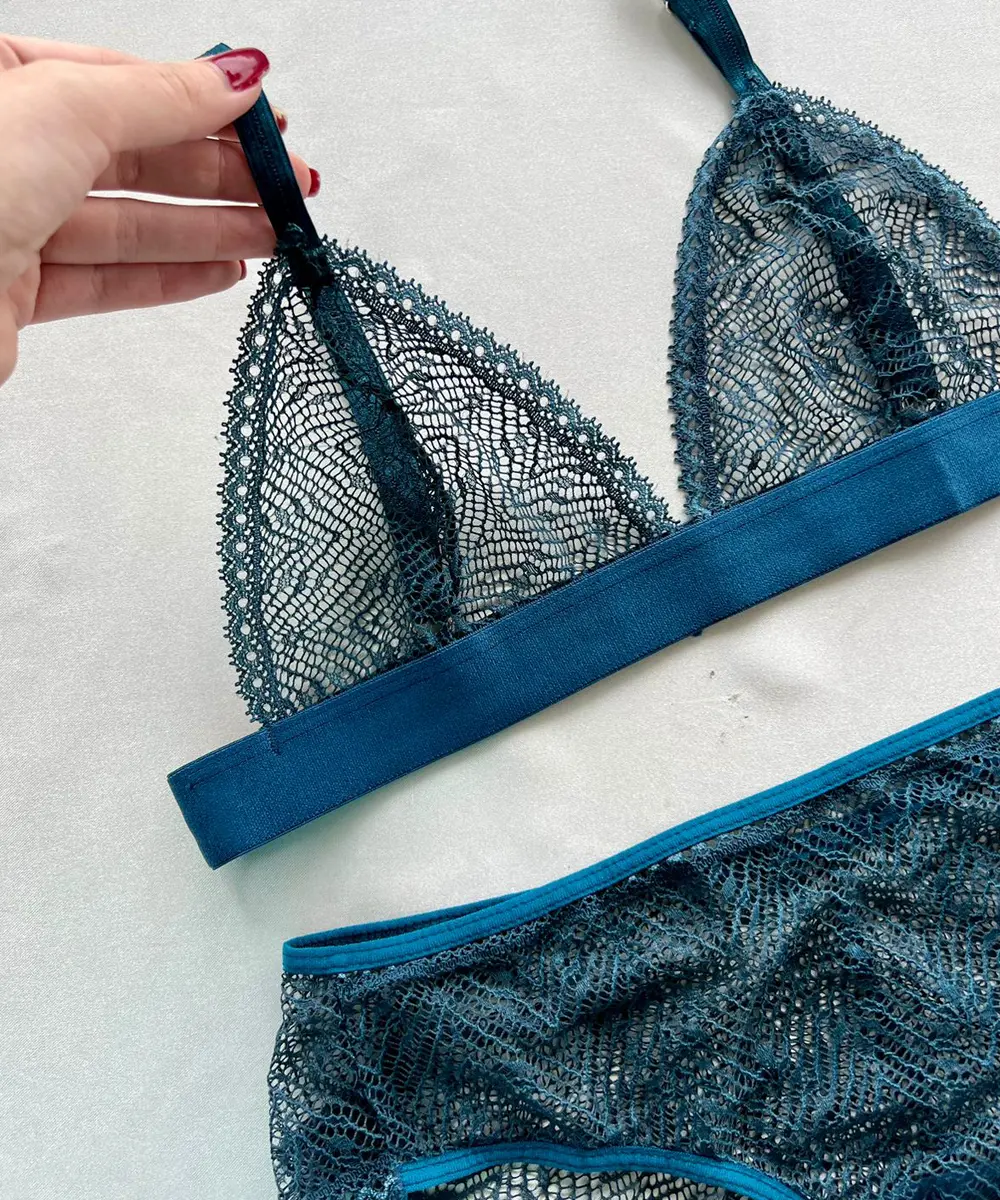 SET GRECIA – Set con Panty Semicachetero (1)