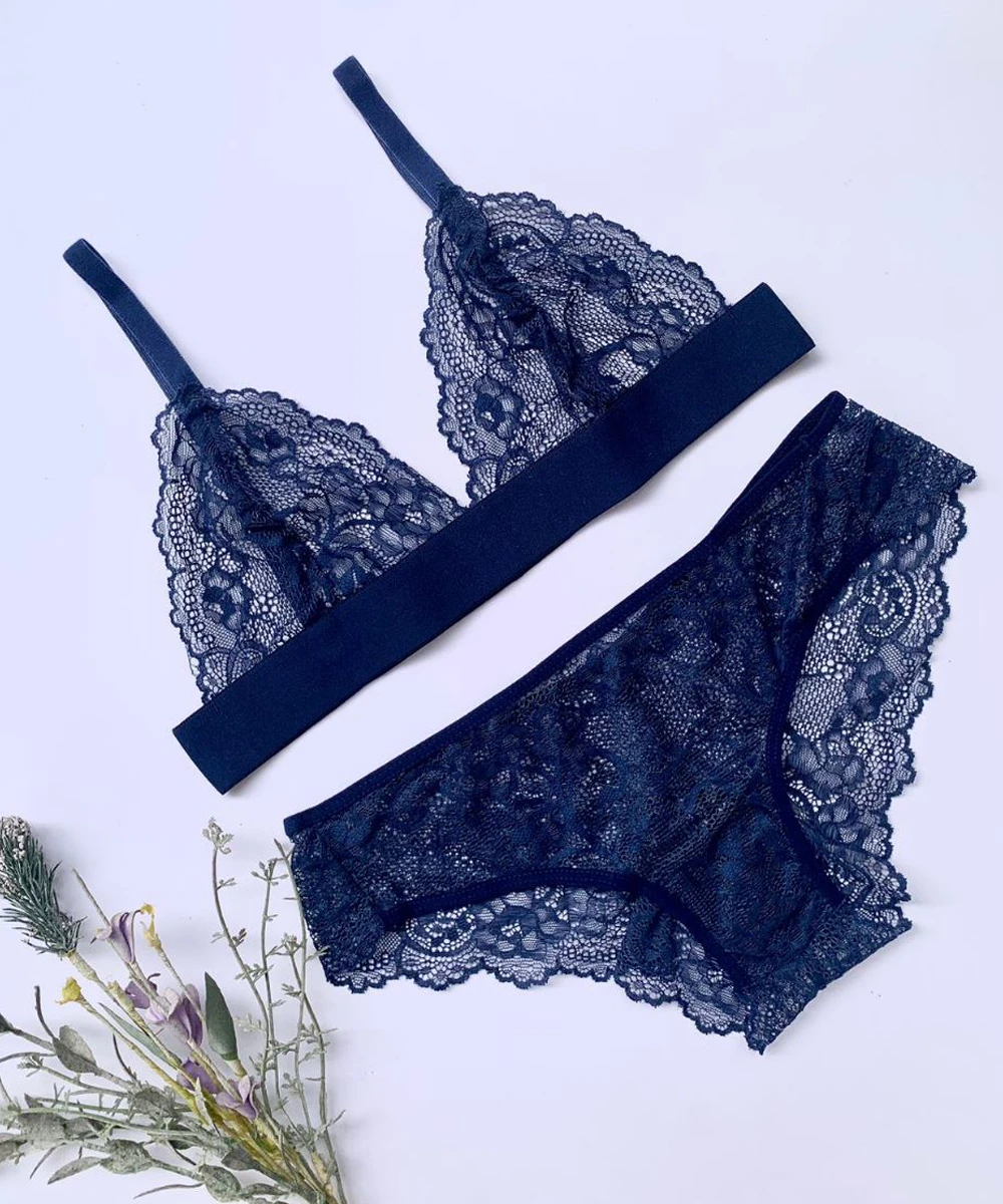 SET XION – Set con Panty Semicachetero